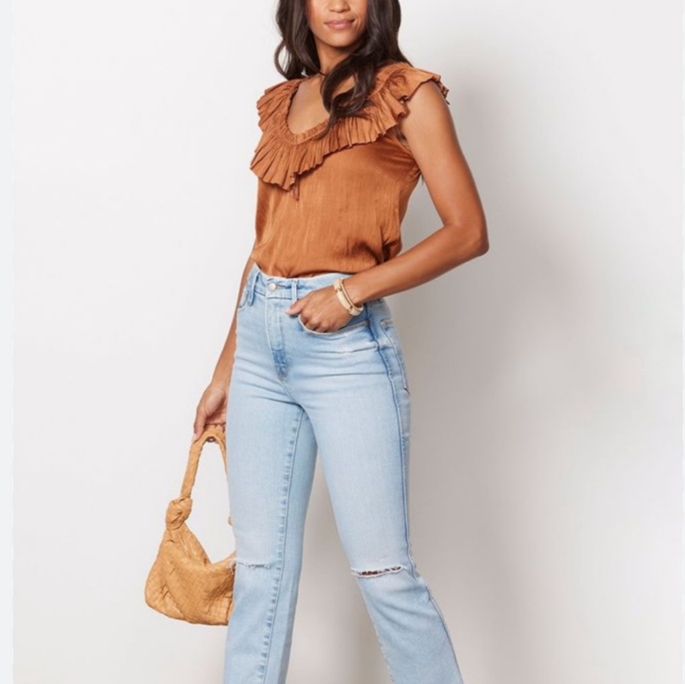 Evereve Rust Ruffle Blouse - Picture 6 of 9